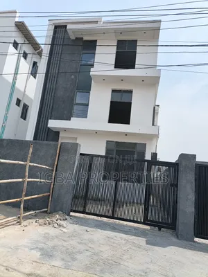 5bdrm Duplex in Ogudu GRA for rent