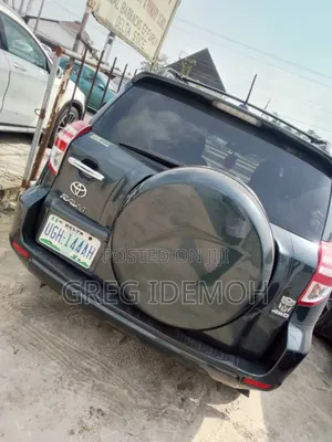 Toyota RAV4 2.5 Limited 2012 Green