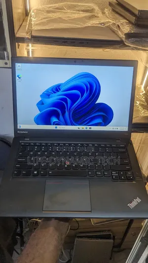 Laptop Lenovo ThinkPad T440s 8GB Intel Core I7 SSD 160GB