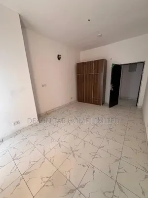 3bdrm Block of Flats in Cyberville Estate, Ikate for rent