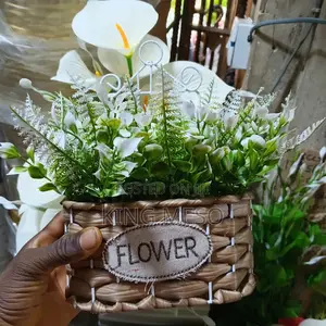 Wall Basket Flower Available