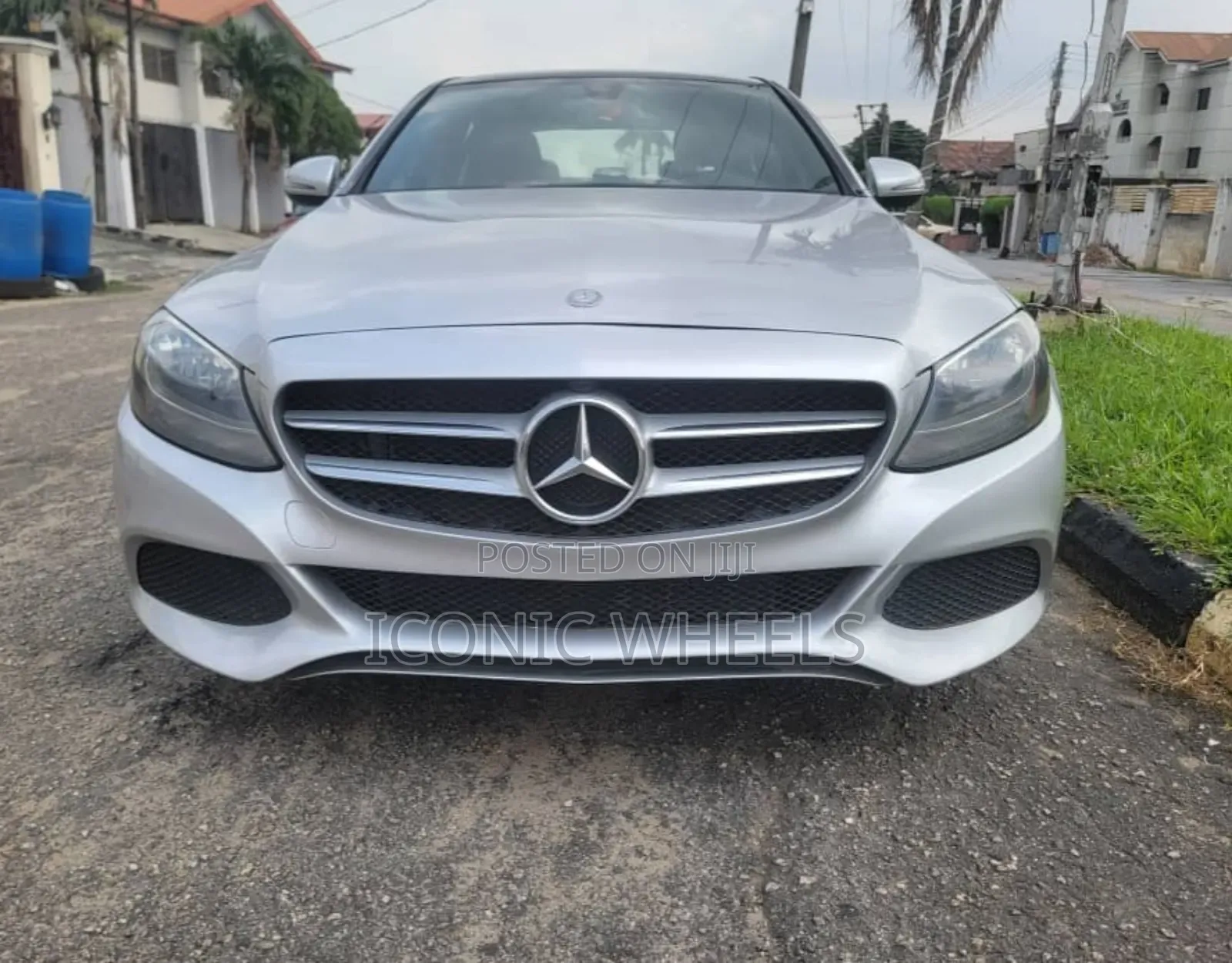 Mercedes-Benz C300 2017 Silver