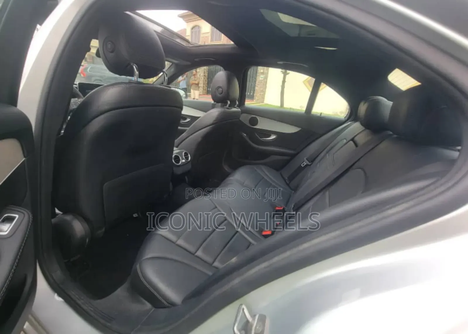 Mercedes-Benz C300 2017 Silver