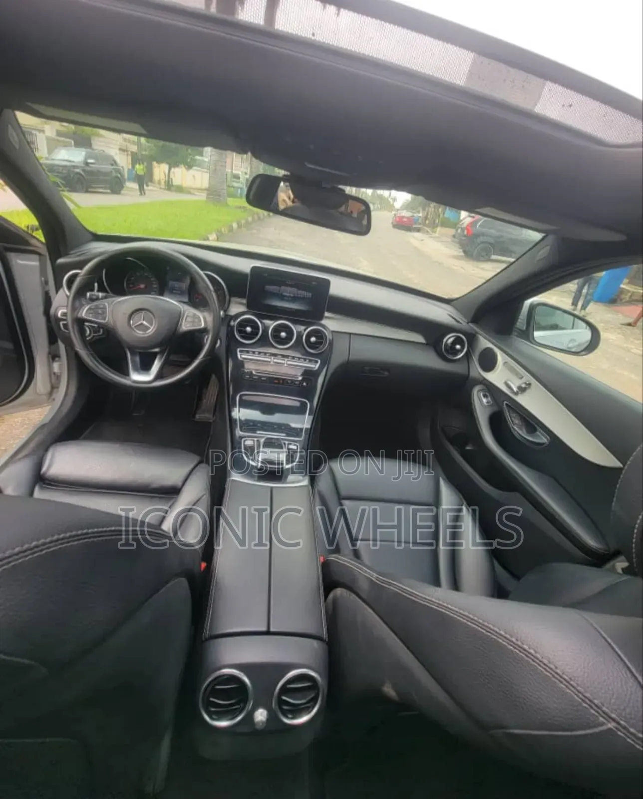 Mercedes-Benz C300 2017 Silver