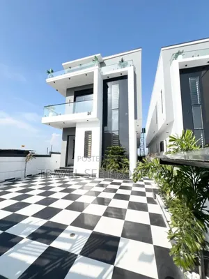 Furnished 5bdrm Mansion in Private Estate Ajah for sale