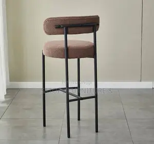 Luxury High Restaurant Bar Stool Table.