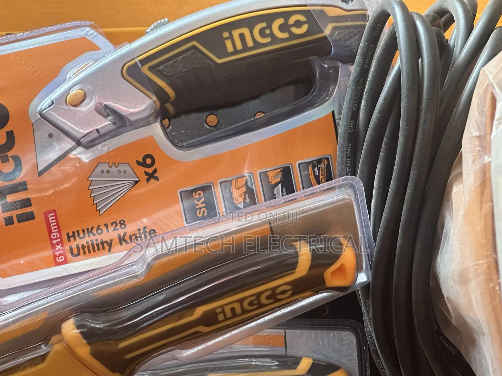Utility Knife Ingco With Extra 6 Blades