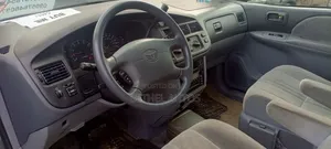 Toyota Sienna LE & 1 hatch 2000 Blue