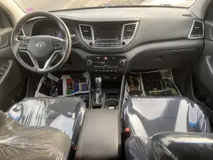 Hyundai Tucson SE AWD 2016 Black