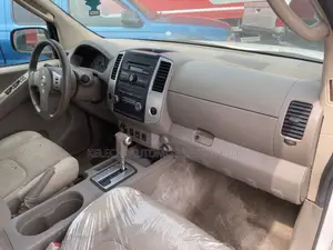 Nissan Pathfinder SE 4x4 2010 White