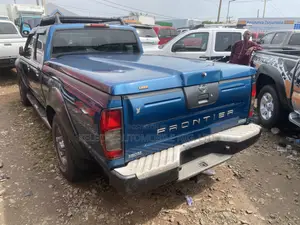 Nissan Frontier Automatic 2005 Blue