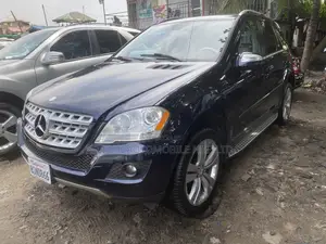 Mercedes-Benz M Class ML 350 4Matic 2010 Blue
