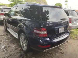 Mercedes-Benz M Class ML 350 4Matic 2010 Blue