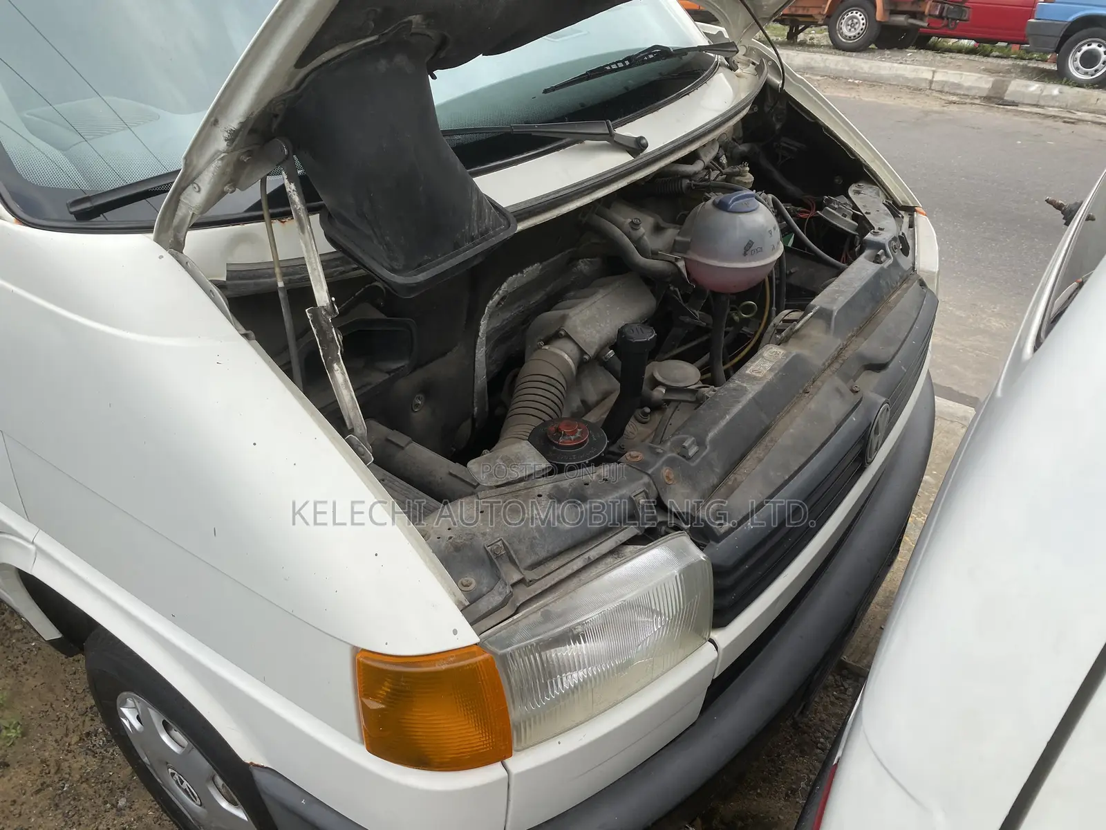 Volkswagen Transporter 2002 White