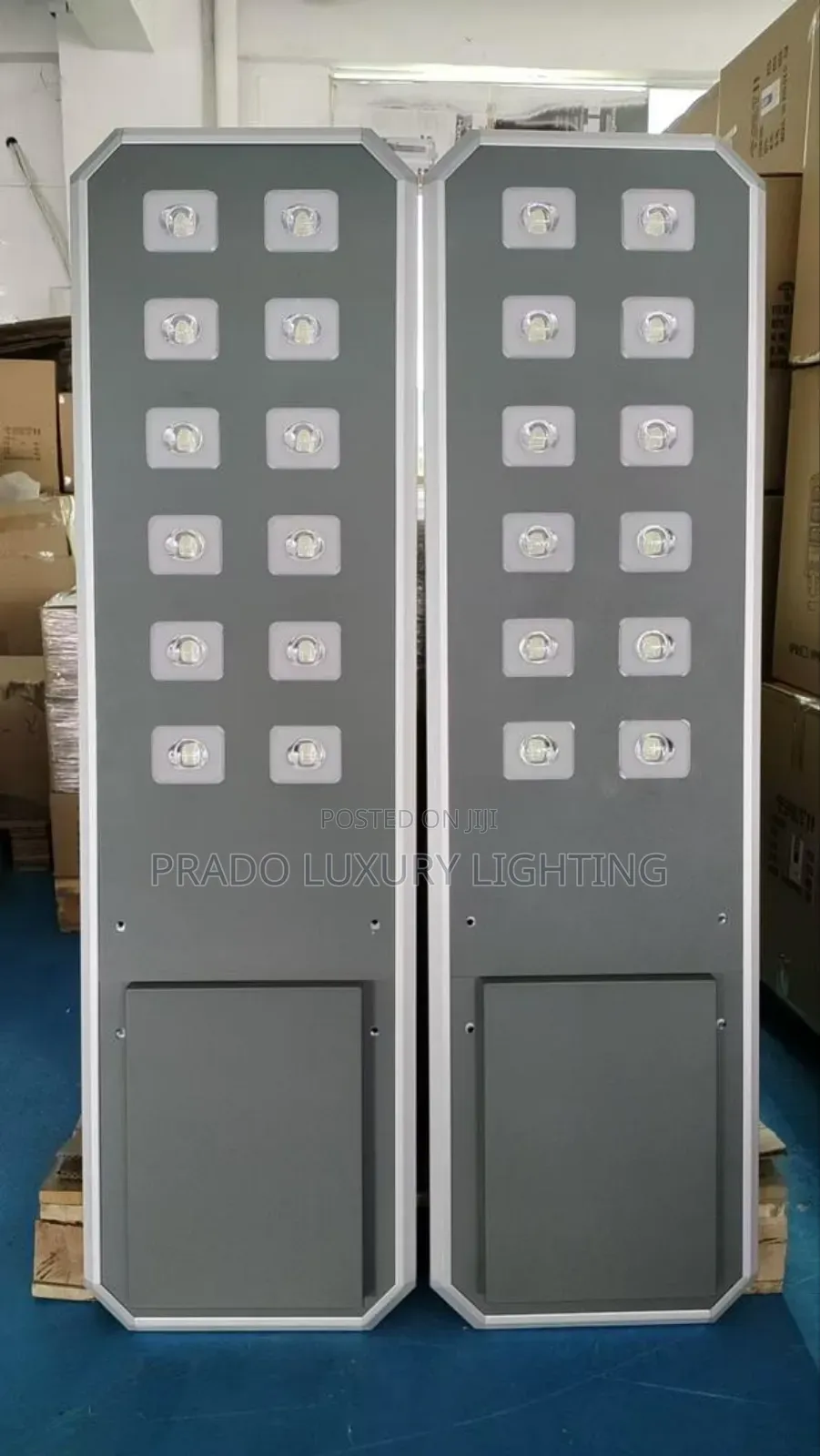 12eyes Solar Street Light