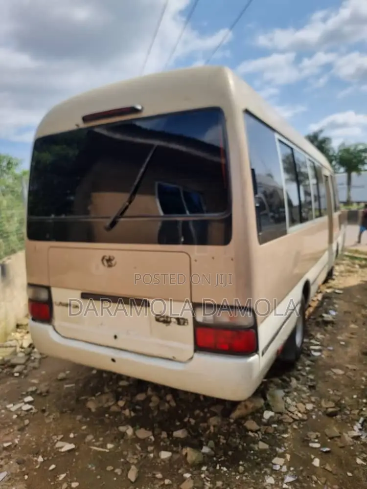 Toyota Coaster 2017 Gold