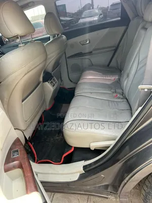 Toyota Venza V6 2011 Gray
