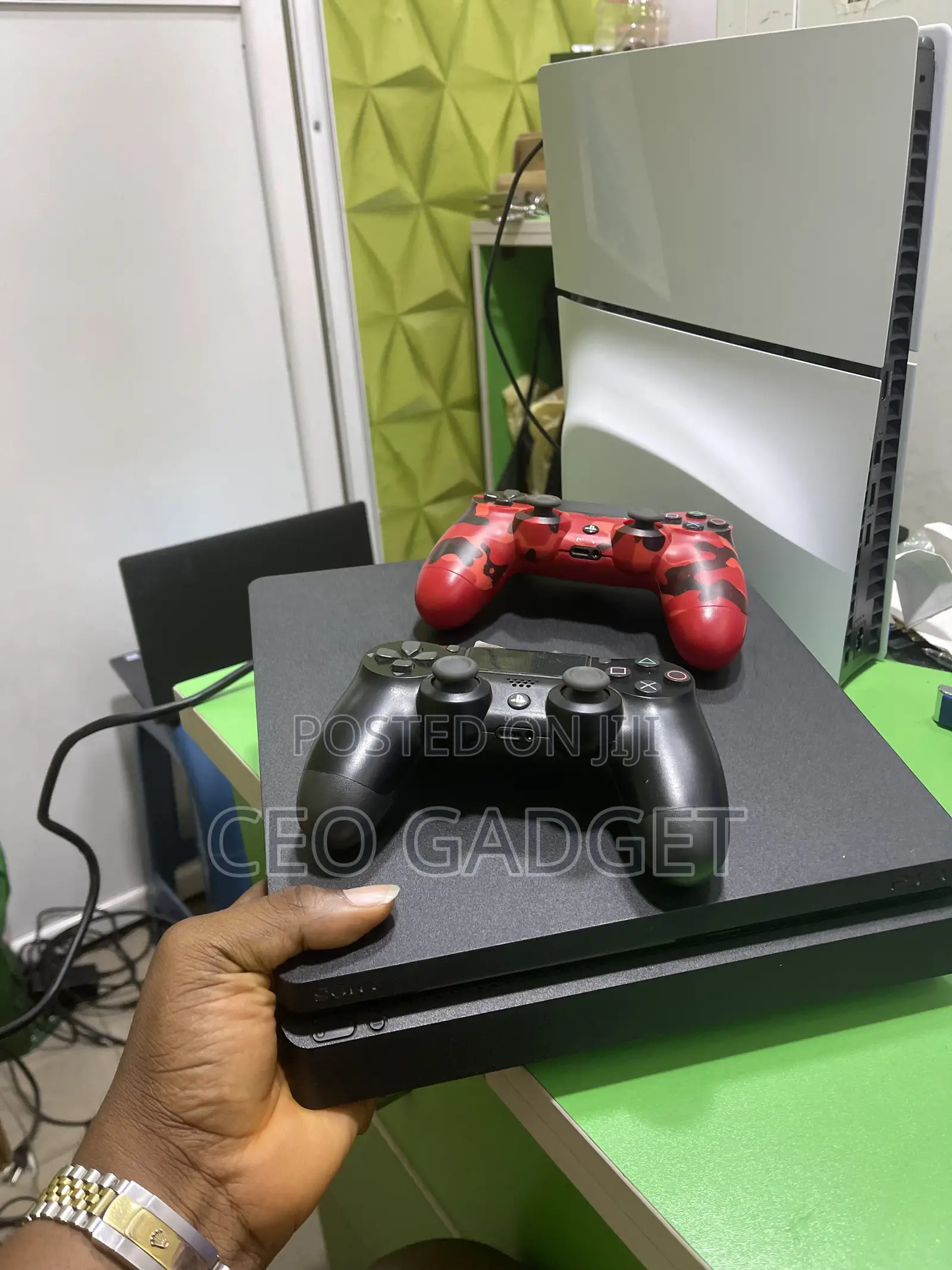 Playstation 4 Slim