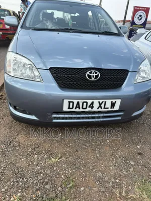 Toyota Corolla Liftback 2004 Blue