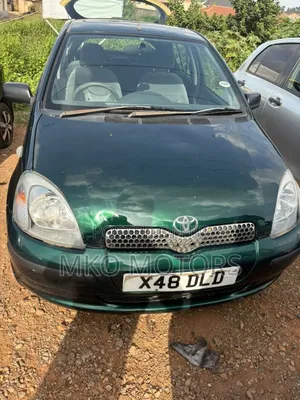 Toyota Yaris 1.3 2005 Green