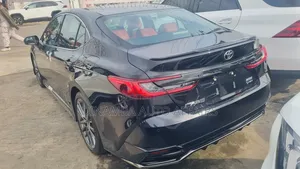 New Toyota Camry SE 2025 Black