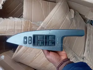Master Control Button Toyota Venza
