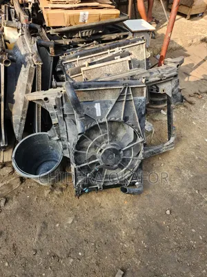 Radiator and Fan for Hyundai Santa Fe / 2017 to 19
