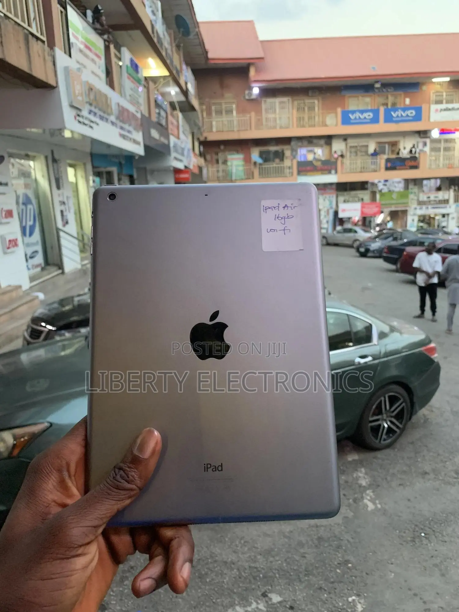 Apple iPad Air 16 GB Silver