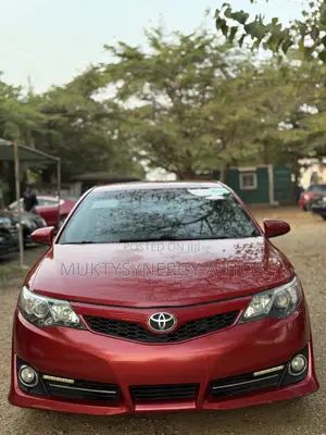 Toyota Camry 2013 Burgundy
