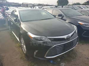 Toyota Avalon XLE Sedar FWD (3.5L 6cyl 6A) 2013 Black