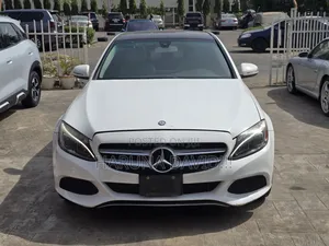 Mercedes-Benz C300 2015 White