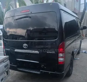 Toyota HiAce 2009 Black