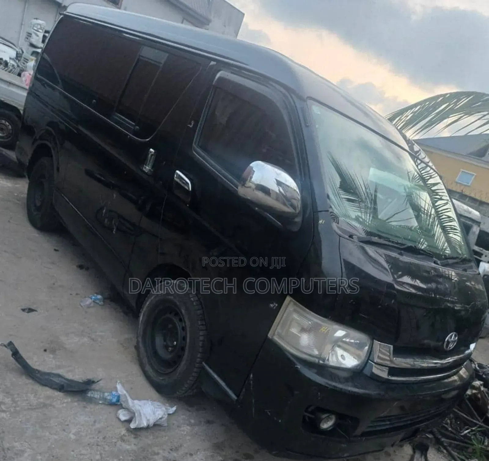 Toyota HiAce 2009 Black