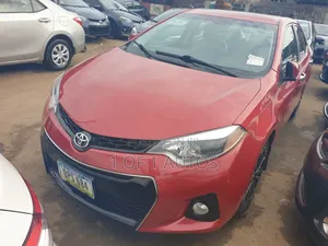 Toyota Corolla S 4dr Sedan (1.8L 4cyl CVT) 2014 Red