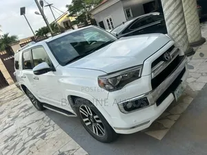 Toyota 4-Runner 2015 White
