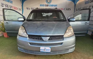 Toyota Sienna 2005 Blue