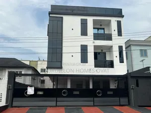 3bdrm Apartment in Lekki Phase 1 for sale