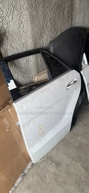 Complete Doors for Gle350 Front Left Door and Back Door 2016/2018 Mode