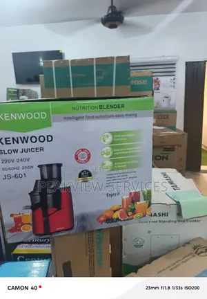 Low-RPM Juicer Js-601 From Kenwood
