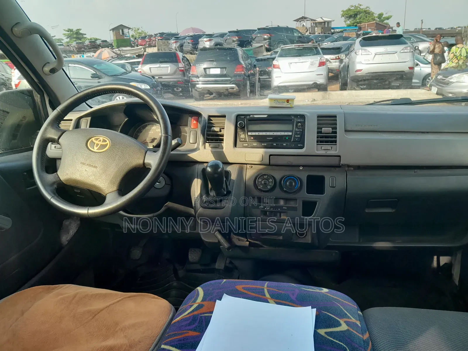 Toyota HiAce 2010 White