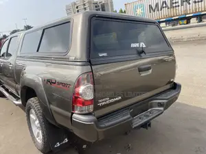 Toyota Tacoma 2014 Gold