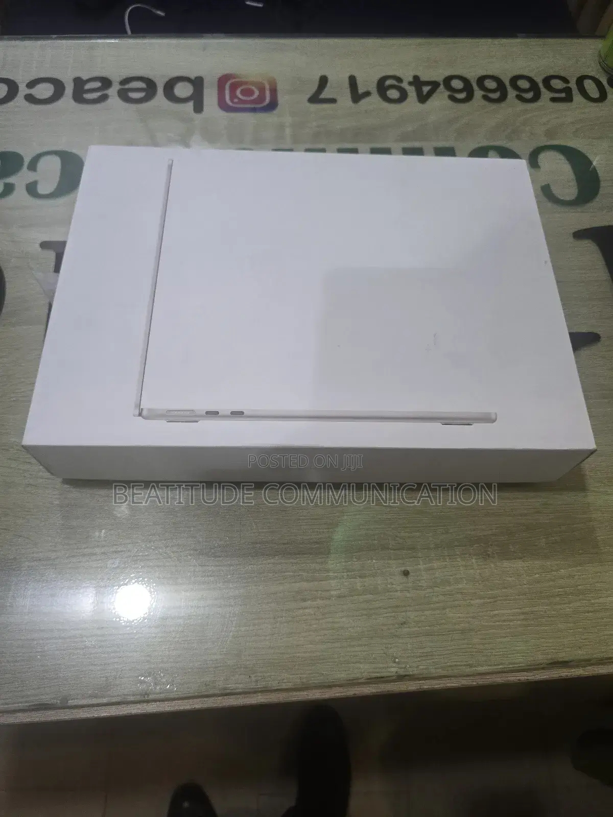 Laptop Apple MacBook Air 2022 M2 8GB Intel Core M2 SSD 256GB
