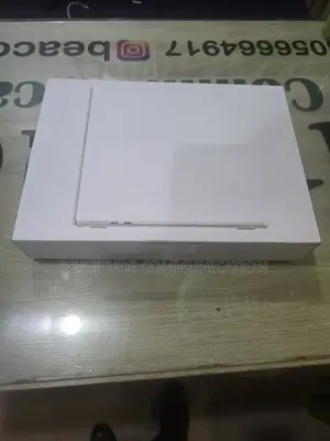 Laptop Apple MacBook Air 2022 M2 8GB Intel Core M2 SSD 256GB