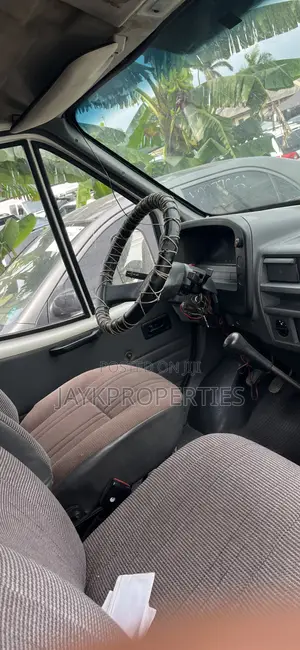 Ford Transit 1990 White