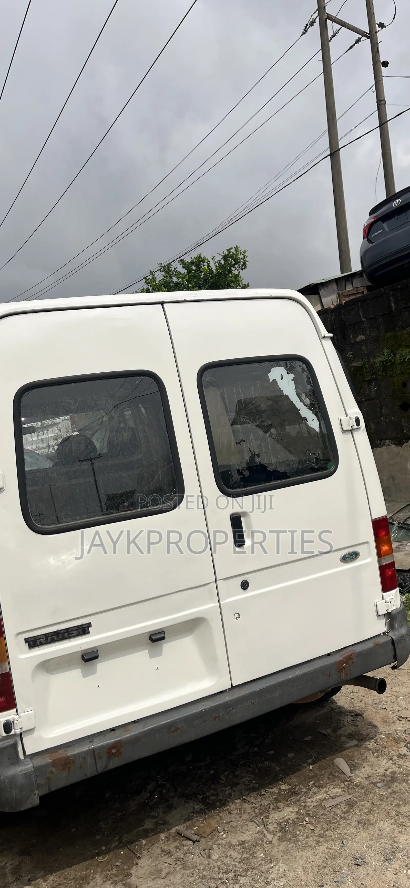 Ford Transit 1984 White