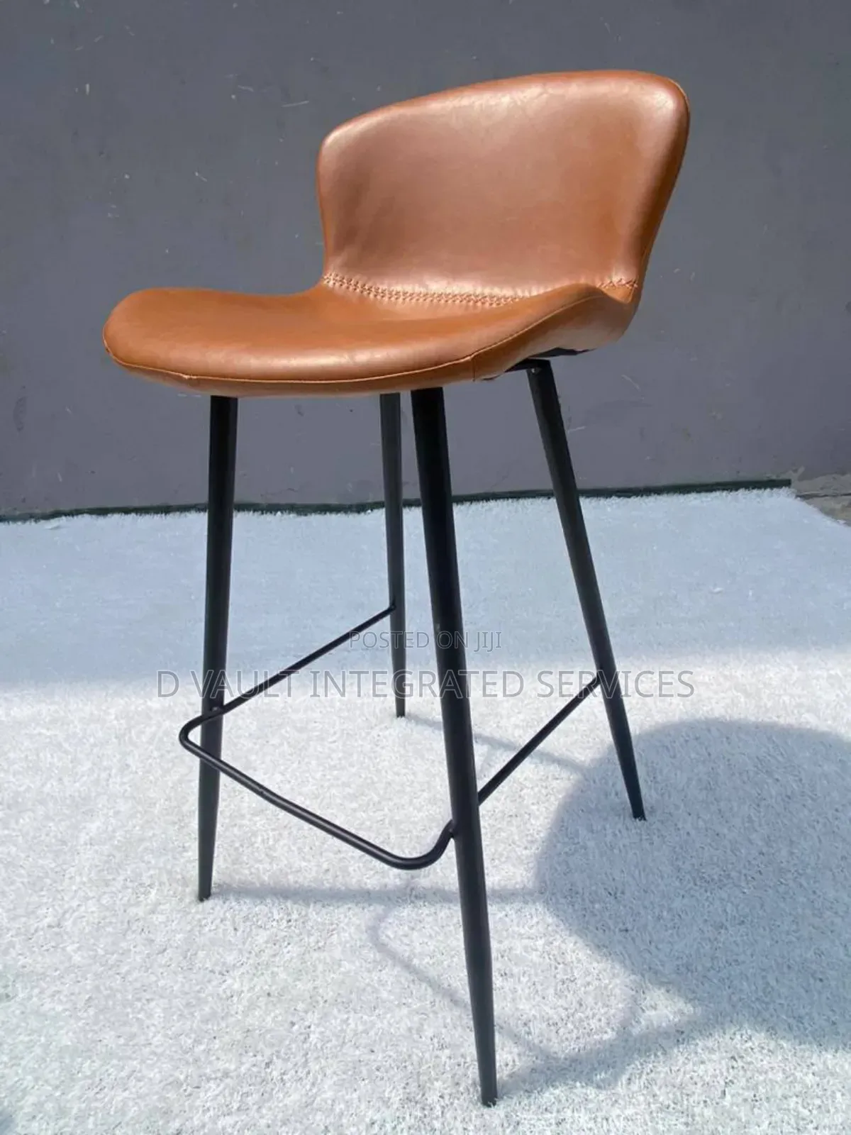 Bar Stool / High Chair