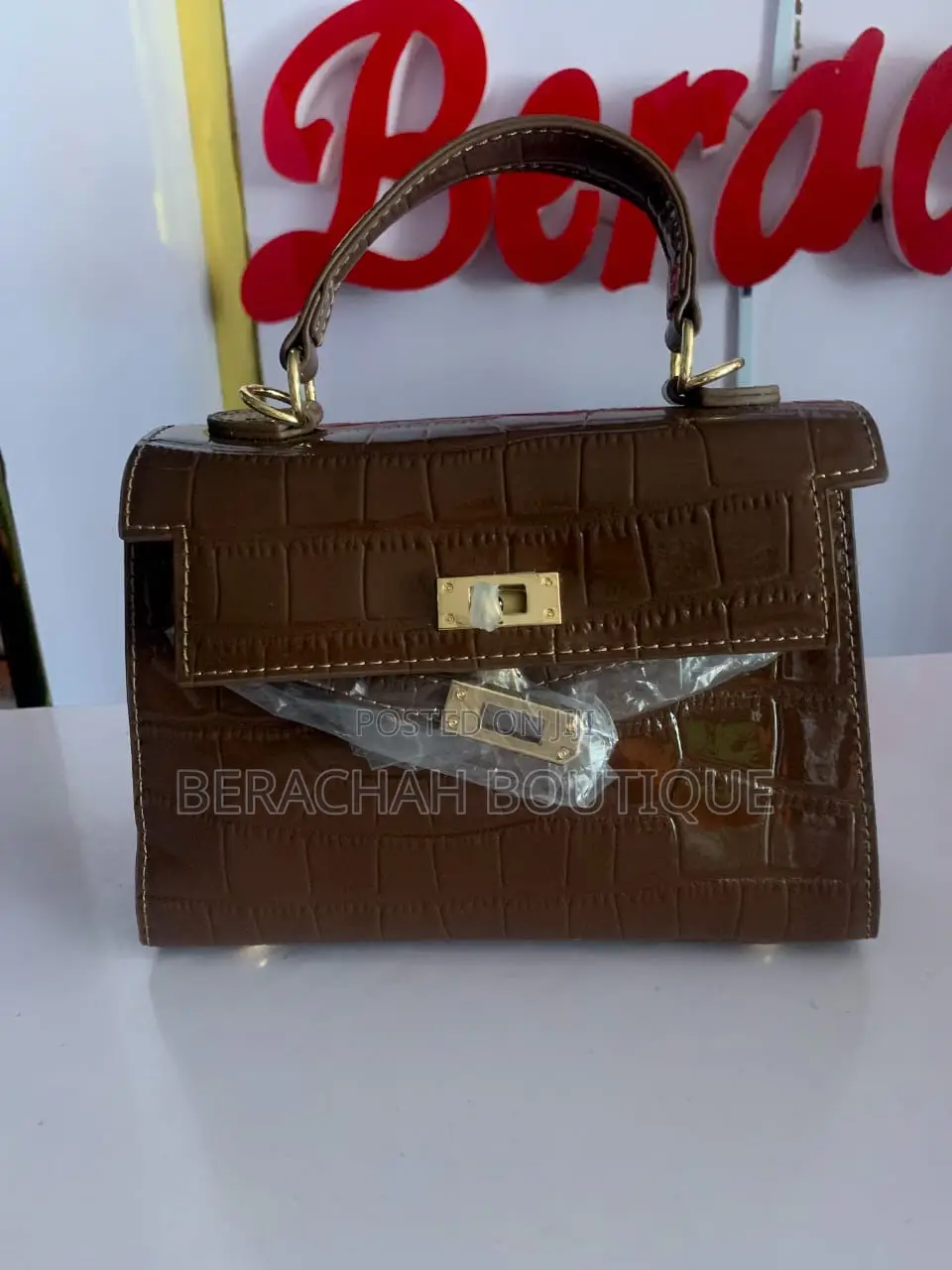 Ladies Hand Bag