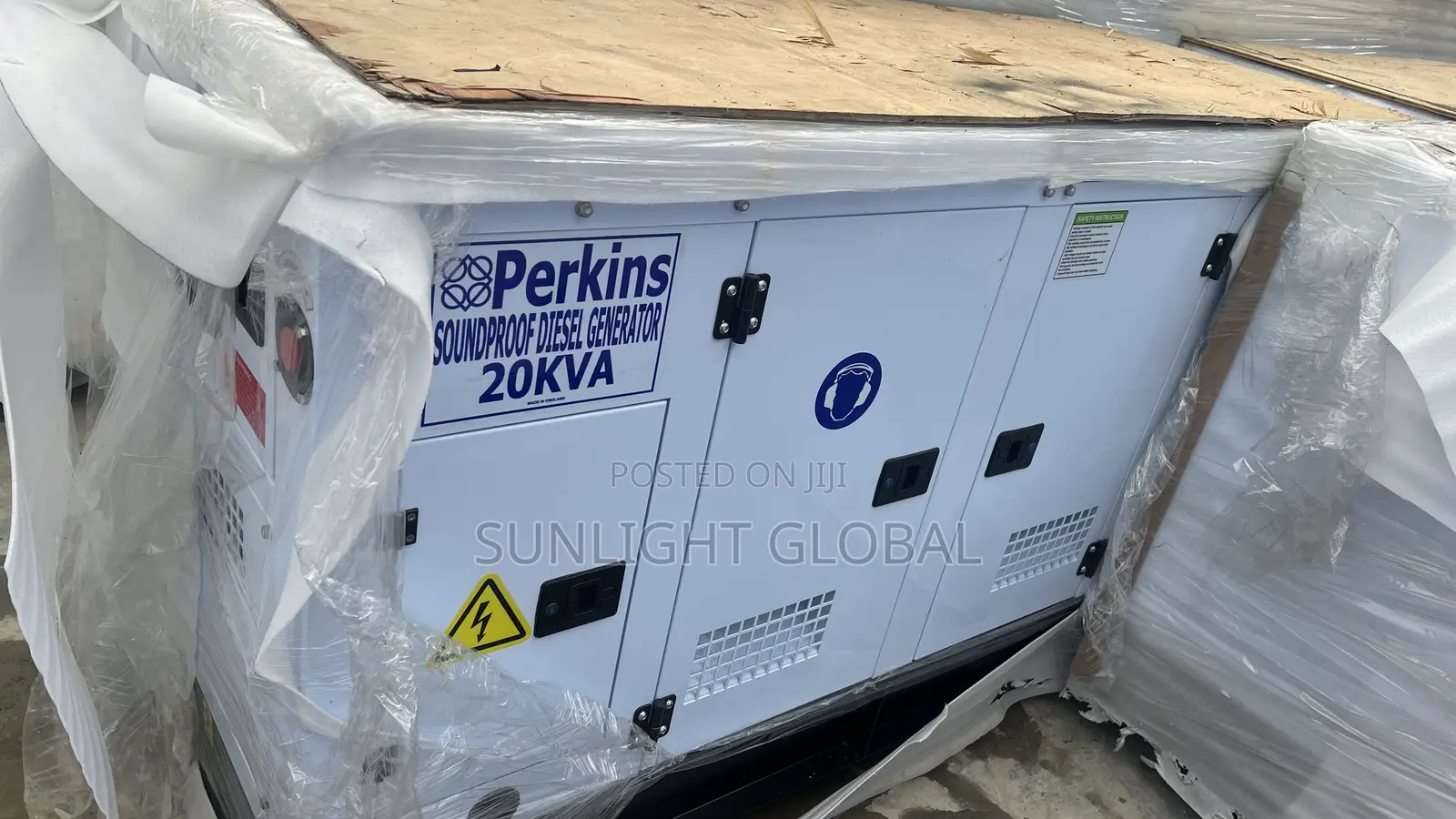 20kva Perkins Soundproof Generator 100% Copper