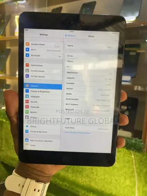 Apple iPad mini 1 16 GB Black