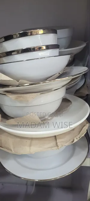 Dinnerware , Dishwasher , and Microwave Safe , 4 Dinner Plate .